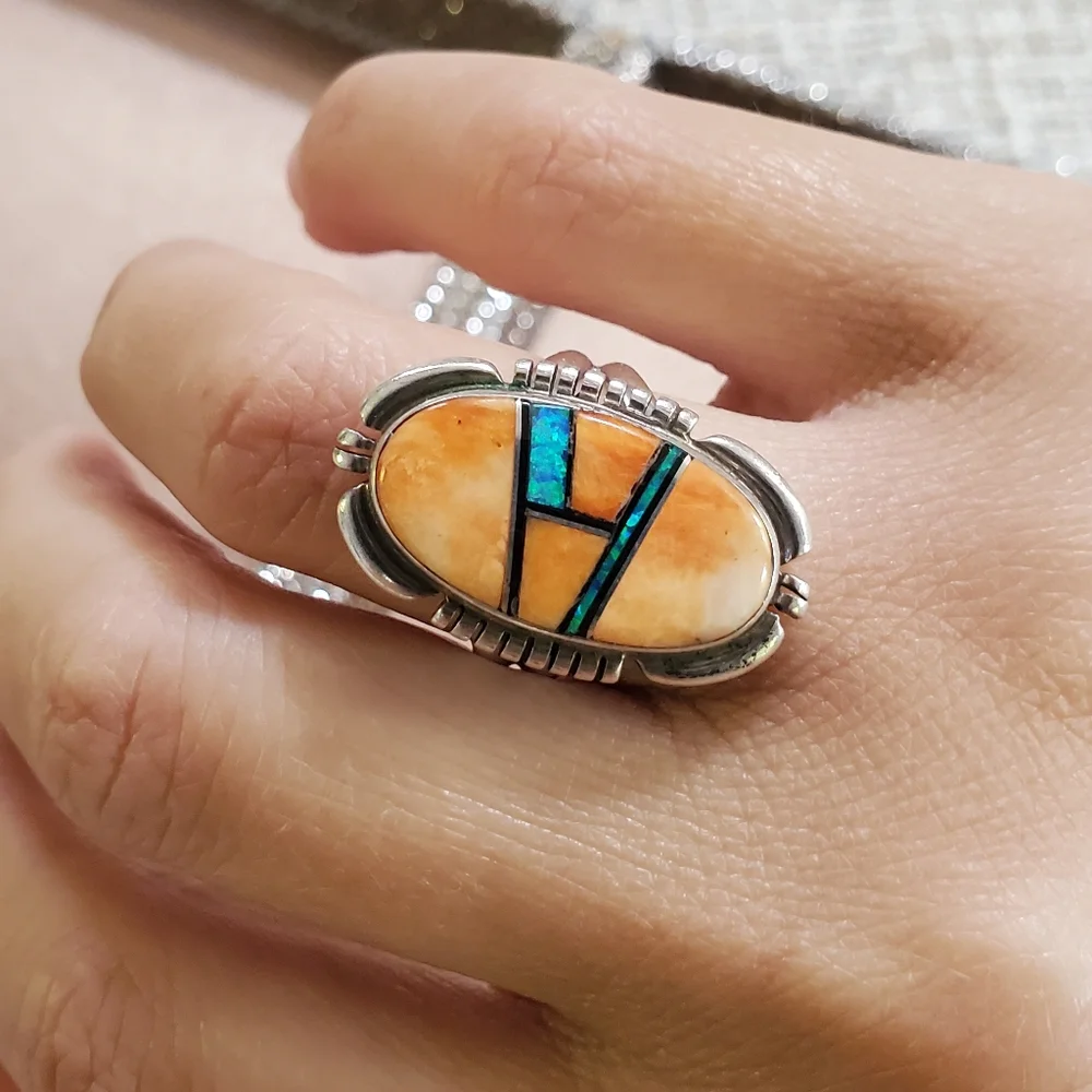 Vintage Native American Spiny Oyster Opal Inlay Ring